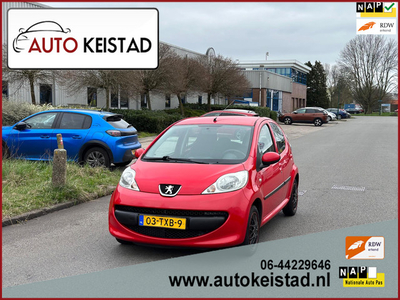 Peugeot 107 1.0-12V XR 5-DEURS ELEKTR. PAKKET/ 1 JAAR APK!