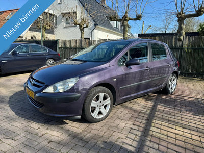 Peugeot 307 1.6-16V XS Airco Clima Trekhaak Nieuwe APK