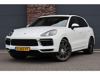 Porsche Cayenne 3.0 V6 Aut8 | Luchtvering | Panoramadak | Camera | Memory | Trekhaak | Porsche Dynamic Light Systeem | Stoelverwarming V+A | Rijassistentiesysteem Rijstrookwissel |