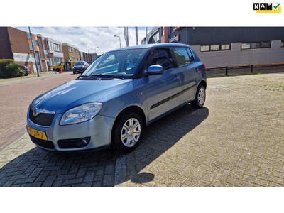 Skoda Fabia 1.4-16V Ambiente Dealer Onderhouden.