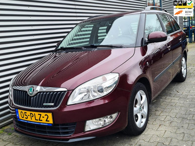 Skoda Fabia Combi 1.2 TDI Greenline 02-2011 Rosso Brunello Metallic APK NIEUW!!