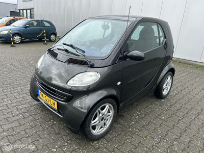 Smart city-coupé smart & passion 1799 € vaste prijs Automaat