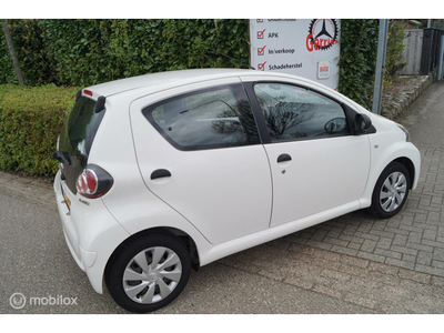 Toyota Aygo 1.0 VVT-i Access met orginel km stand