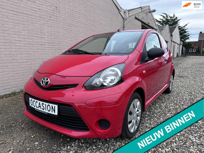 Toyota Aygo 1.0 VVT-i Access Nieuwe APK | AUX aansluiting