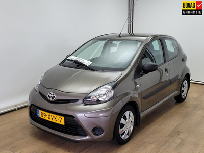 Toyota Aygo 1.0 VVT-i Comfort 5 deurs| Airco | Weinig Km's | Goede banden | Nette en goed onderhouden auto