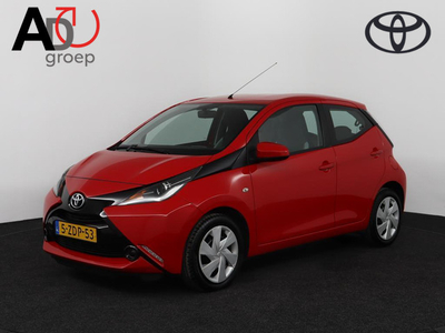 Toyota Aygo 1.0 VVT-i x-play | Airco | Bluetooth | Parkeerhulp camera |