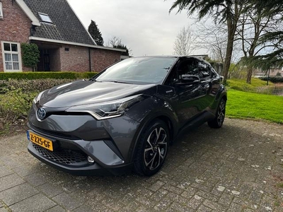 Toyota C-HR 1.8 Hybrid Executive! Aut! Navi! Camera!