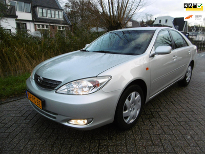 Toyota Camry 2.4-16V VVT-i Luna 152pk Uniek 142.000km NAP Clima Cruise Trekhaak