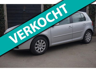 Volkswagen Golf 1.6 Comfortline * Nieuwe APK * Parkeersensor achter * Cruise control *