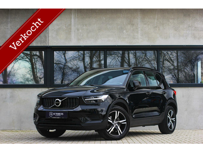 Volvo XC40 2.0 T4 R-Design Black Edition Trekhaak BLIS Camera