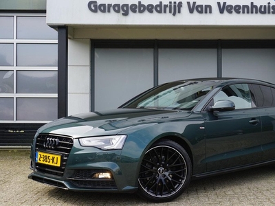 Audi A5 Sportback 1.8 TFSI Automaat 2x S-Line Competition Leder Xenon 19inch LM A-Camera Stoelverwarming *Gotland Groen Metallic* Uniek!