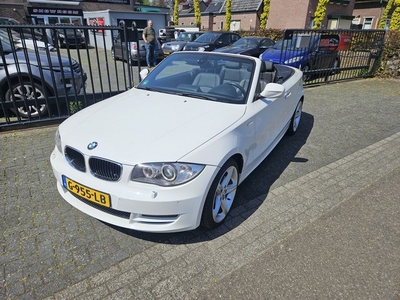 BMW 1 Serie Cabrio 118i High Executive ZOMER AANBIEDEING