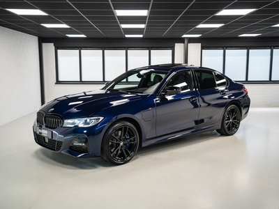 BMW 3-serie 330e xDrive M Sport |Pano|HUD|H&K|360