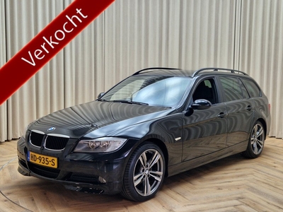 BMW 3 Serie Touring 318i M Sport 1/2 Leder / Navigatie / ECC Clima / Cruise / Trekhaak / Stoelverwarming / PDC / 18'' LMV.