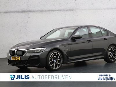 BMW 5 Serie 530e High Executive | M sport | Lederen bekleding | Apple carplay | Xenon verlichting