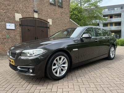 BMW 5 Serie Touring 520i High Luxury Edition