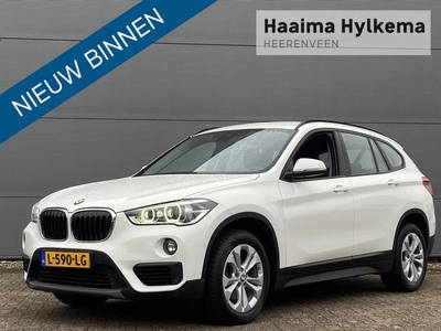 BMW X1 sDrive18i High Executive Aut. | Afneembare trekhaak | Stoelverwarming | Navigatie | PDC | Elektr. achterklep