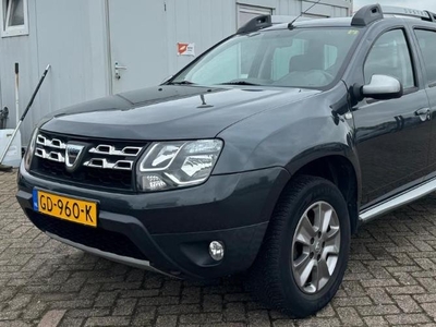 Dacia Duster 1.5 dCi 4x4 Prestige (bj 2015) NAVI|LMV|AIRCO!