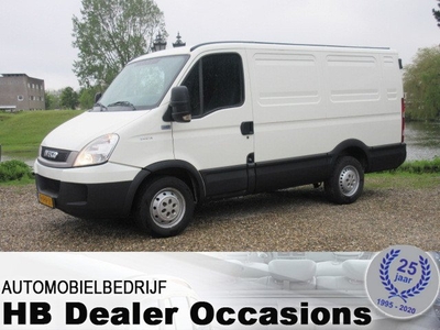 Iveco Daily 35S18V 300 HPT - 3 Zits - 6 Bak Zaterdags geopend tot 15:00 uur !