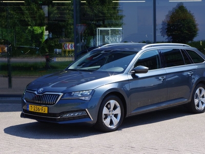 Škoda Superb Combi 1.4 TSI iV Plug-In Hybride 218 PK Business Edition Plus, Digitale Cockpit, Ad. Cruise Control