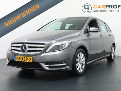 Mercedes-Benz B-klasse 180 Ambition Leder Stoelverwarming Memory Trekhaak Navigatie Automaat