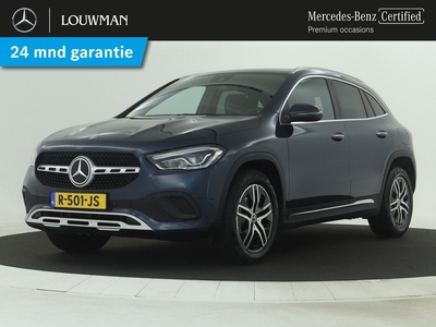 Mercedes-Benz GLA 180 Luxury Line | Lichtmetalen velgen | MBUX widescreen | Navigatie | Parking support | Inclusief 24 maanden MB Certified garantie voor Europa.