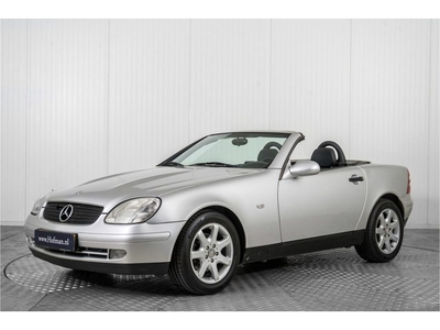 Mercedes-Benz SLK SLK200 luxe uitvoering automaat leer