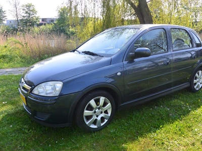 Opel Corsa 1.2-16V Silverline*5deurs*airco*2de eigenaar