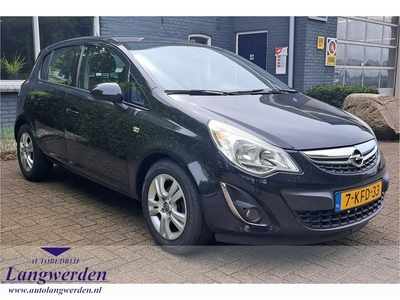 Opel Corsa 1.4-16V Design Edition (bj 2013)