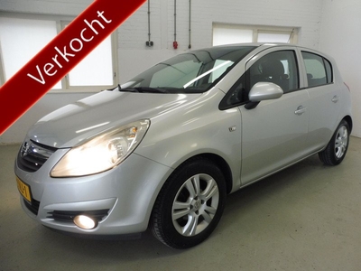 Opel Corsa 1.4-16V Enjoy Airco | LMV | CPV | Boekjes