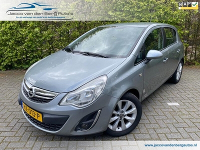 Opel Corsa 1.4i 16V Anniversary Edition I Airco