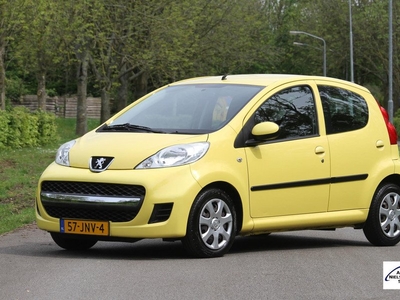 Peugeot 107 1.0-12V Sublime 5 deurs / Airco / Elektrische ramen / Stuurbekrachtiging / Centrale deurvergrendeling