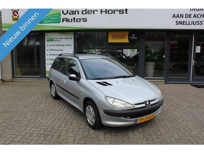 Peugeot 206 SW 1.4 X-line (bj 2002)