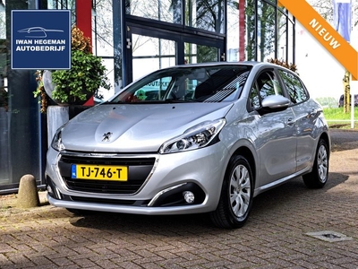 Peugeot 208 1.2 PureTech Blue Lion Navi Airco PDC +