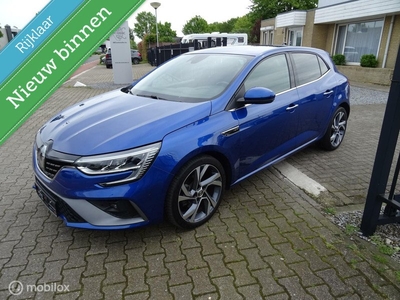 Renault Megane 1.6 E-Tech Plug-In Hybrid 160 R.S. Zeer compleet !!!