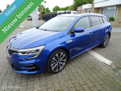 Renault Mégane E-Tech 1.6 Plug-In Hybrid 160 INTENS Nieuwstaat