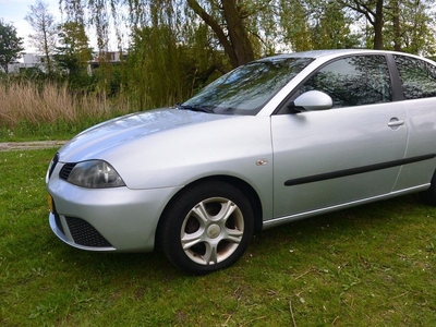 Seat Ibiza 1.4-16V Trendstyl*airco*cruise*186000km