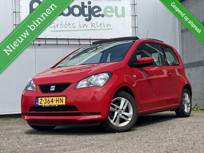 Seat Mii 1.0 Style sport met panoramadak!