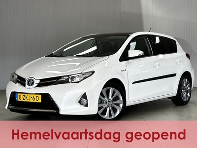 Toyota Auris 1.8 Hybrid Lease /Camera! /Pano-Dak! /Trekhaak /Xenon! /Navi /Climat /Cruise /Elek. pakket /Bluetooth /Isofix /17