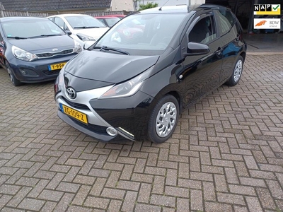 Toyota Aygo 1.0 VVT-i x-wave