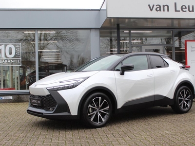 Toyota C-HR 1.8 HYBRID FIRST EDITION MODEL 2024 NIEUW & DIRECT LEVERBAAR! 360 * CAMERA DODEHOEK NAVI KEYLESS PARKEER SENSOREN V+A