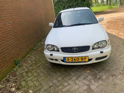 Toyota corolla 1.6 2001 APK 29-04-2025 slechts 145 dkm