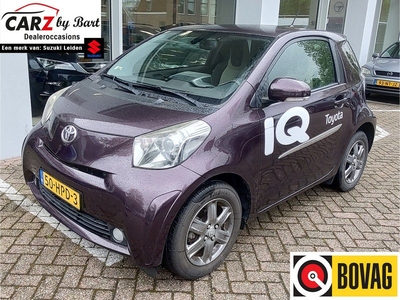 Toyota iQ 1.0 VVTi ASPIRATION Navi | Clima | Lichtmetalen velgen | Keyless