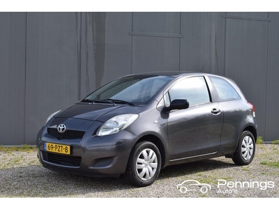 Toyota Yaris 1.0 VVTi Acces