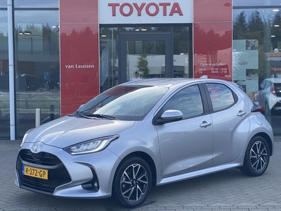 TOYOTA YARIS 1.5 VVT-i DYNAMIC NL-AUTO AIRCO NAVI LM-VELGEN LED KEYLESS PARKEERCAMERA