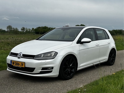 Volkswagen Golf 1.4 TSI Highline Clima | Panodak | Navi