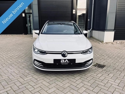 Volkswagen Golf 1.5 eTSI Style Panorama Camera NIEUW!