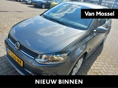 Volkswagen Polo 1.2 TSI Comfortline | Climate control | Apple carplay/Android auto | Stoelverwarming | Parkeersensoren voor / achter