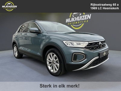 Volkswagen T-Roc 1.5 TSI Style met 150 PK !!! Apple Carplay !!! Cruise !!!