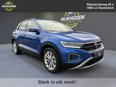 Volkswagen T-Roc 1.5 TSI Style met 150 PK !!! Apple Carplay !!! Cruise !!!